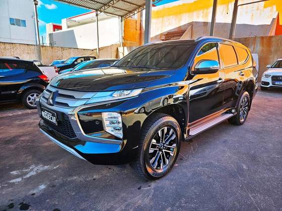 MITSUBISHI PAJERO SPORT 2.4 16V MIVEC TURBO DIESEL HPE AWD AUTOMÁTICO